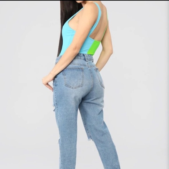 NWOT Fashion Nova Color block Bodysuit - Picture 3 of 3